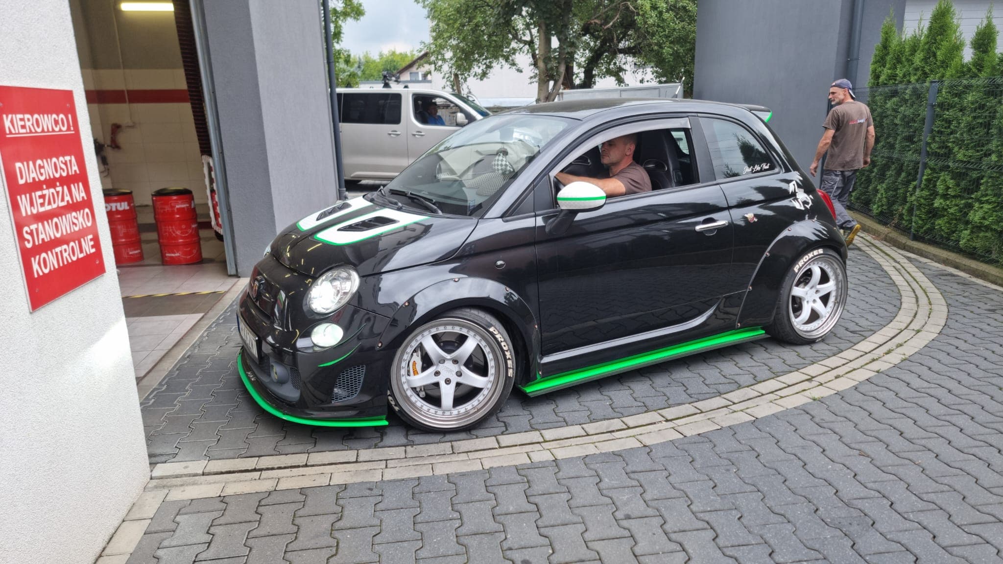 Auto na stanowisku